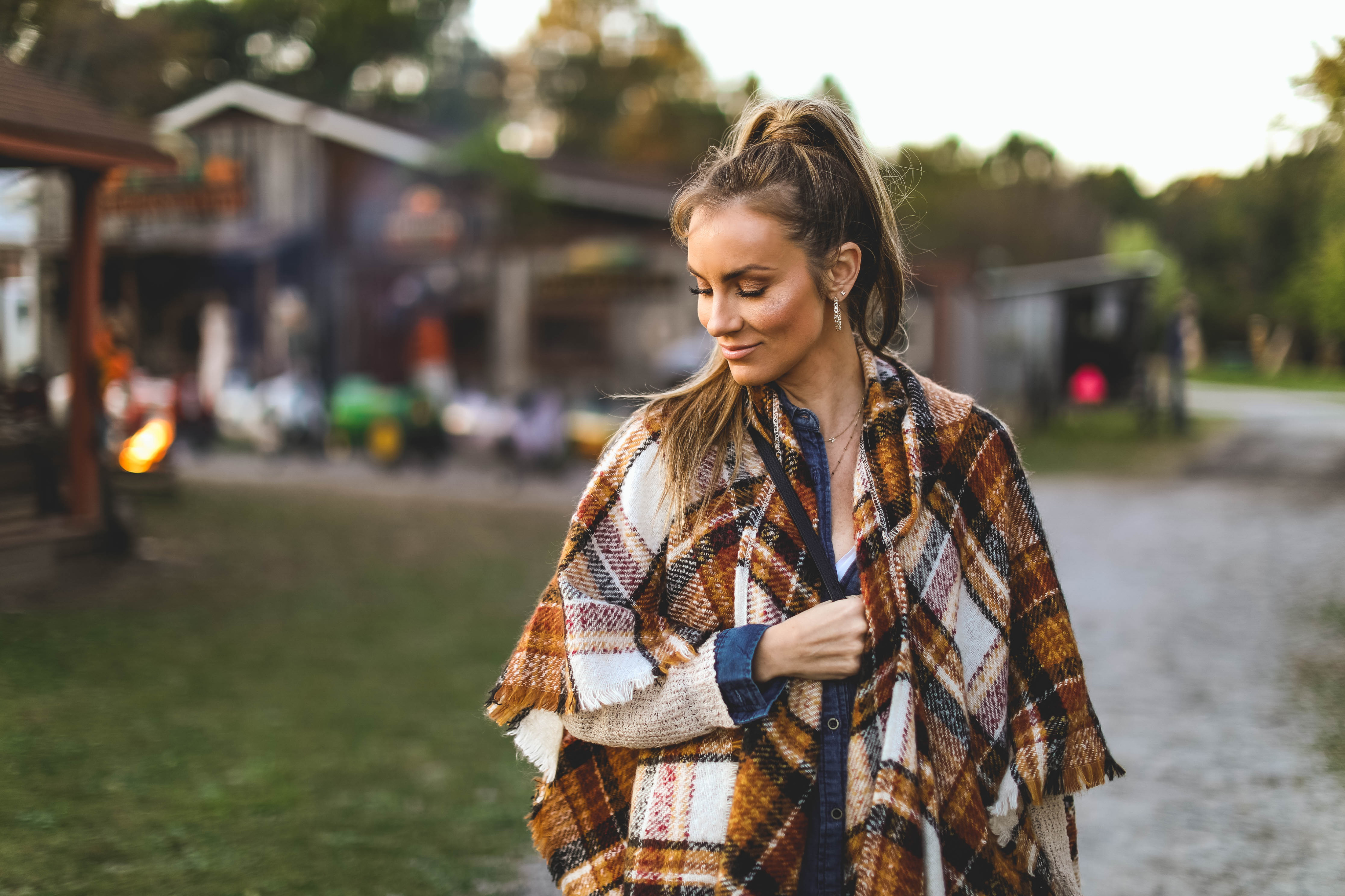 What We Wore to the Pumpkin Patch Casual Fall Outfits angela lanter hello gorgeous