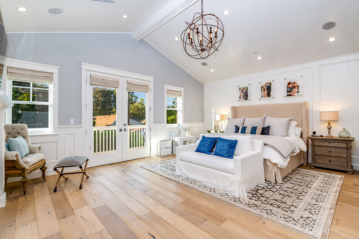 Jaipur Living Regal Oriental Gray/Silver Area Rug angela lanter los angeles master bedroom