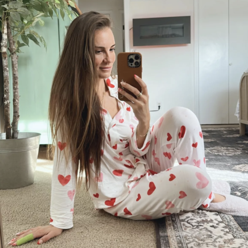 movie night date at home by lifestyle blogger Angela Lanter
