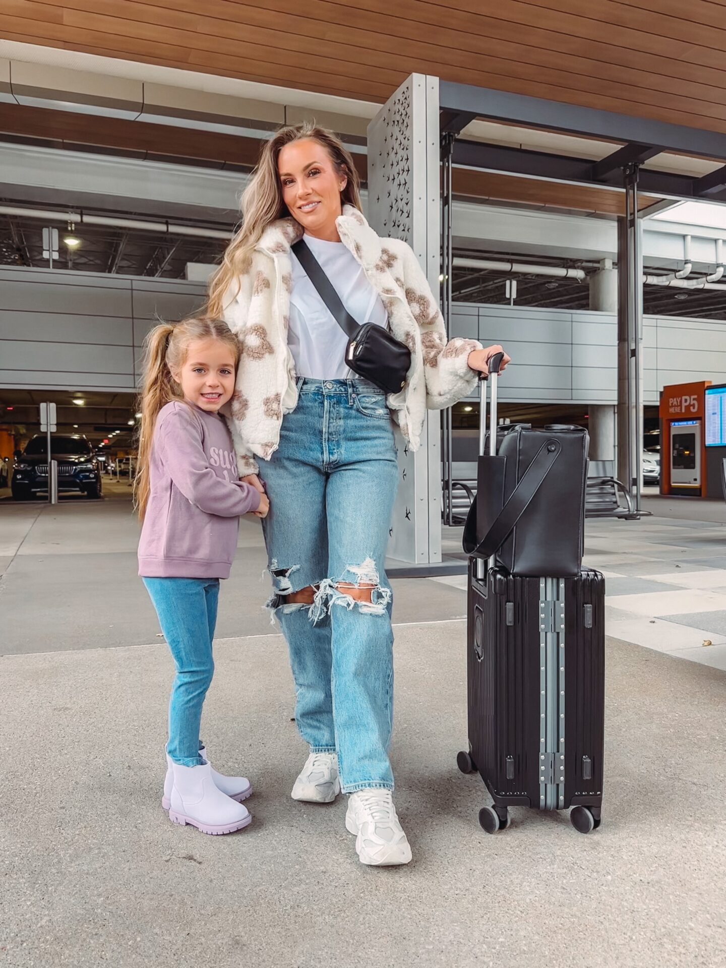The Viral Amazon Aluminum Framed 20-inch Suitcase: A Comprehensive Review