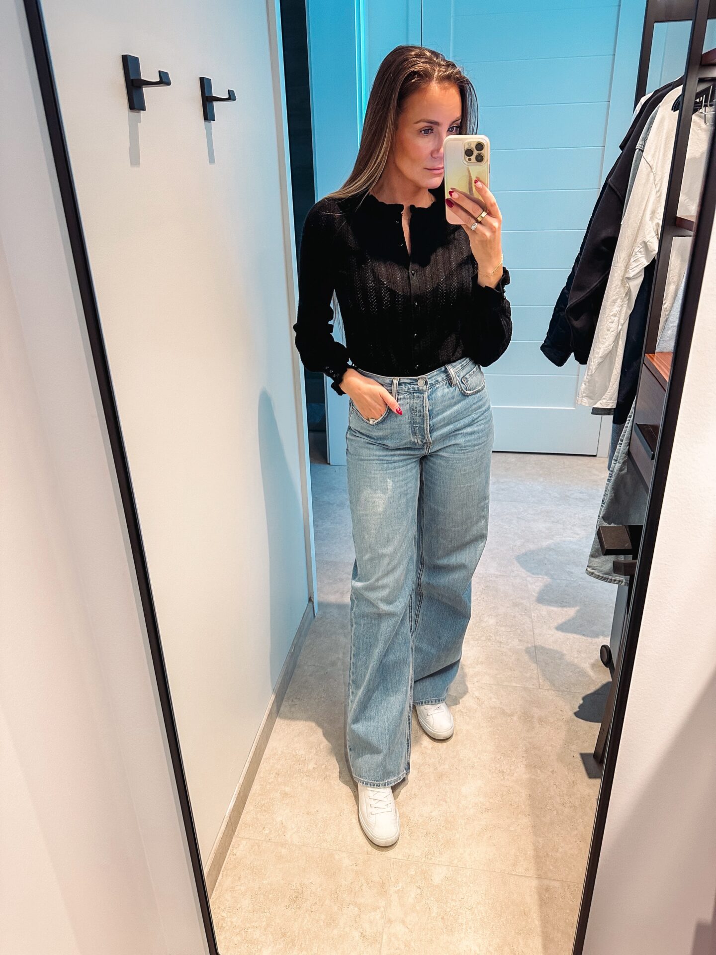 Cute Disney World outfits by travel and fashion blogger Angela Lanter