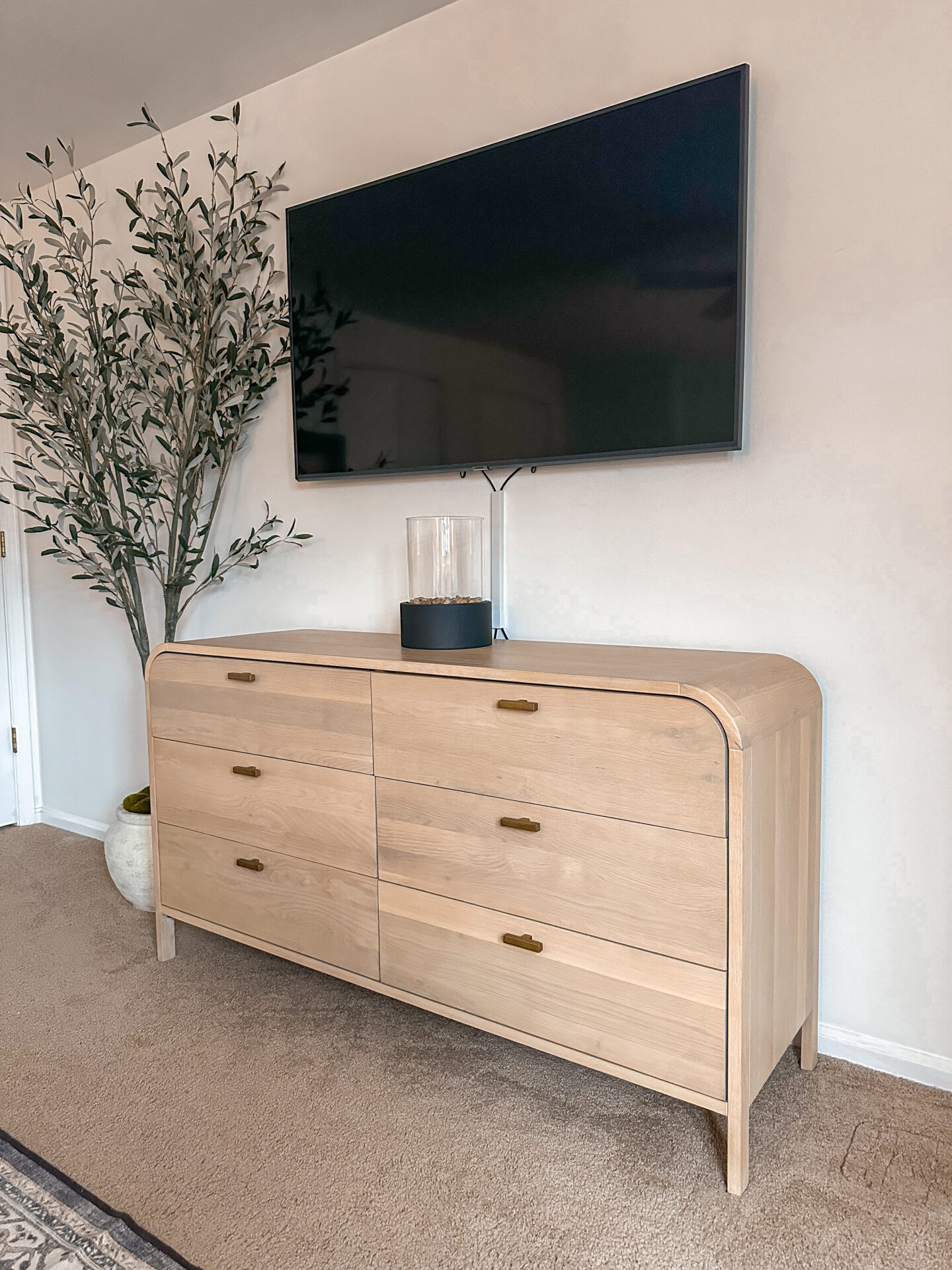 coastal bedroom makeover in Ohio townhouse rental property 2022 by lifestyle blogger Angela Lanter