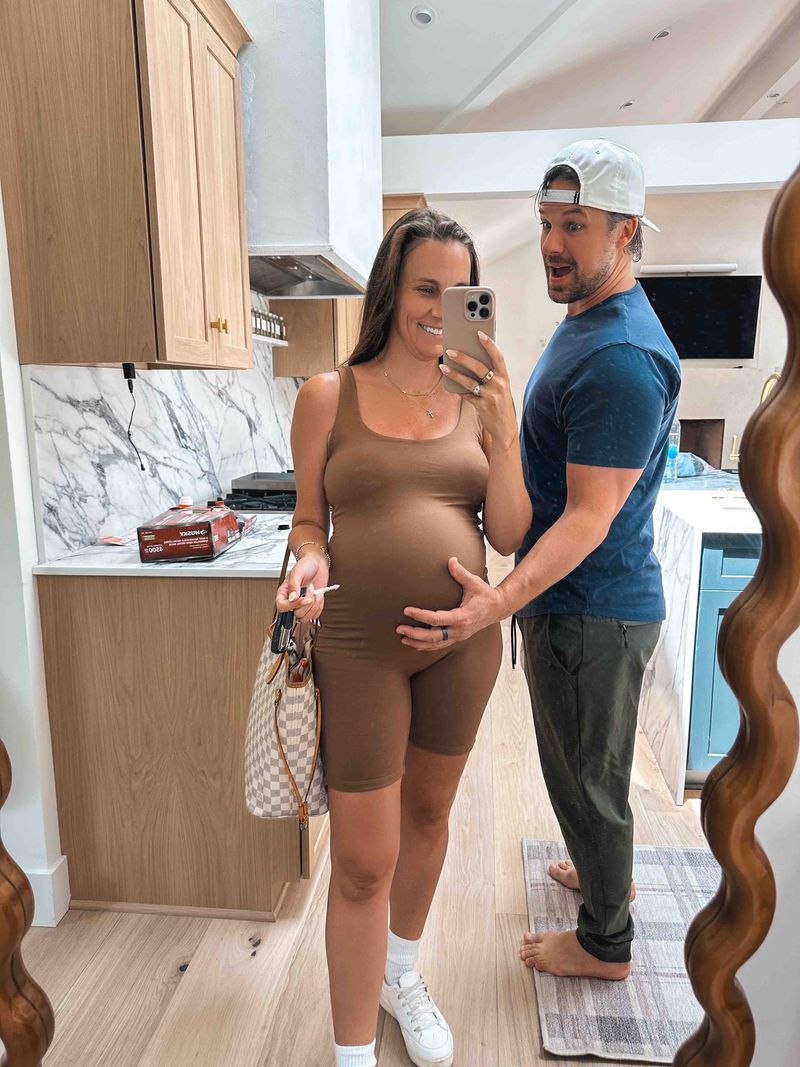 Cutest Maternity Outfits To Copy This Summer by fashion blogger Angela Lanter